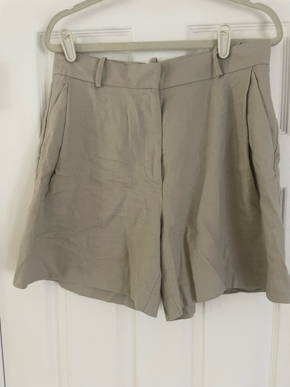 Zara Beige High-Waist Pleated Bermuda Shorts